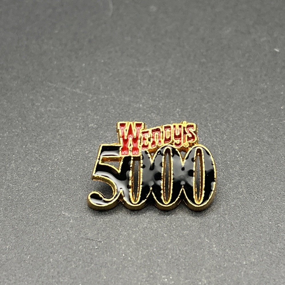 Wendy's 5000 Fast Food Restaurant Employee Lapel‎ Hat Pin